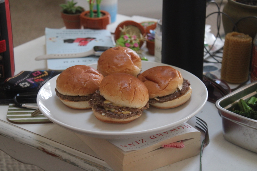 a plate of White Castle copycat sliders made with Impossible meat